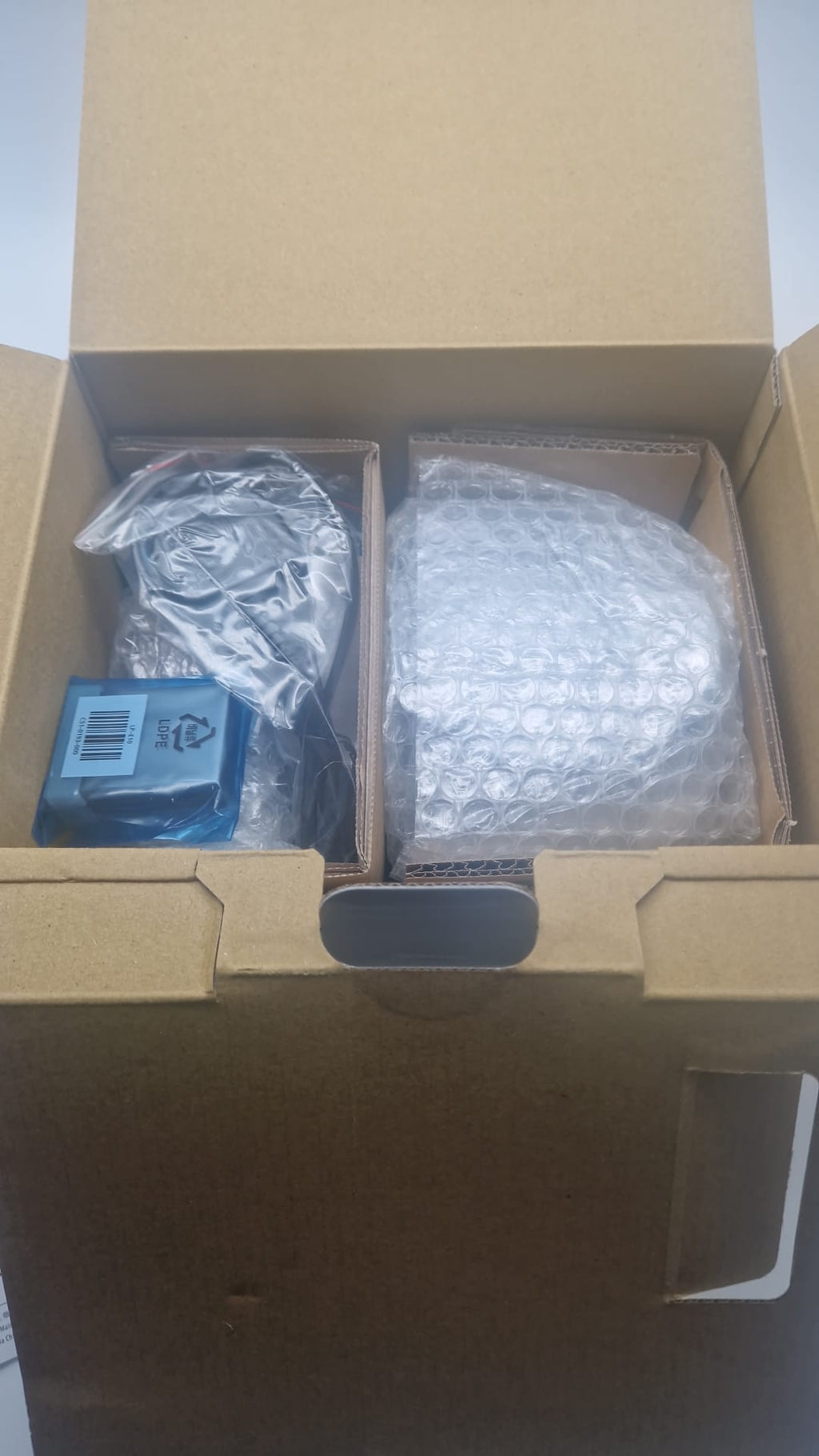 Canon EOS 2000D Power Kit, Grade A