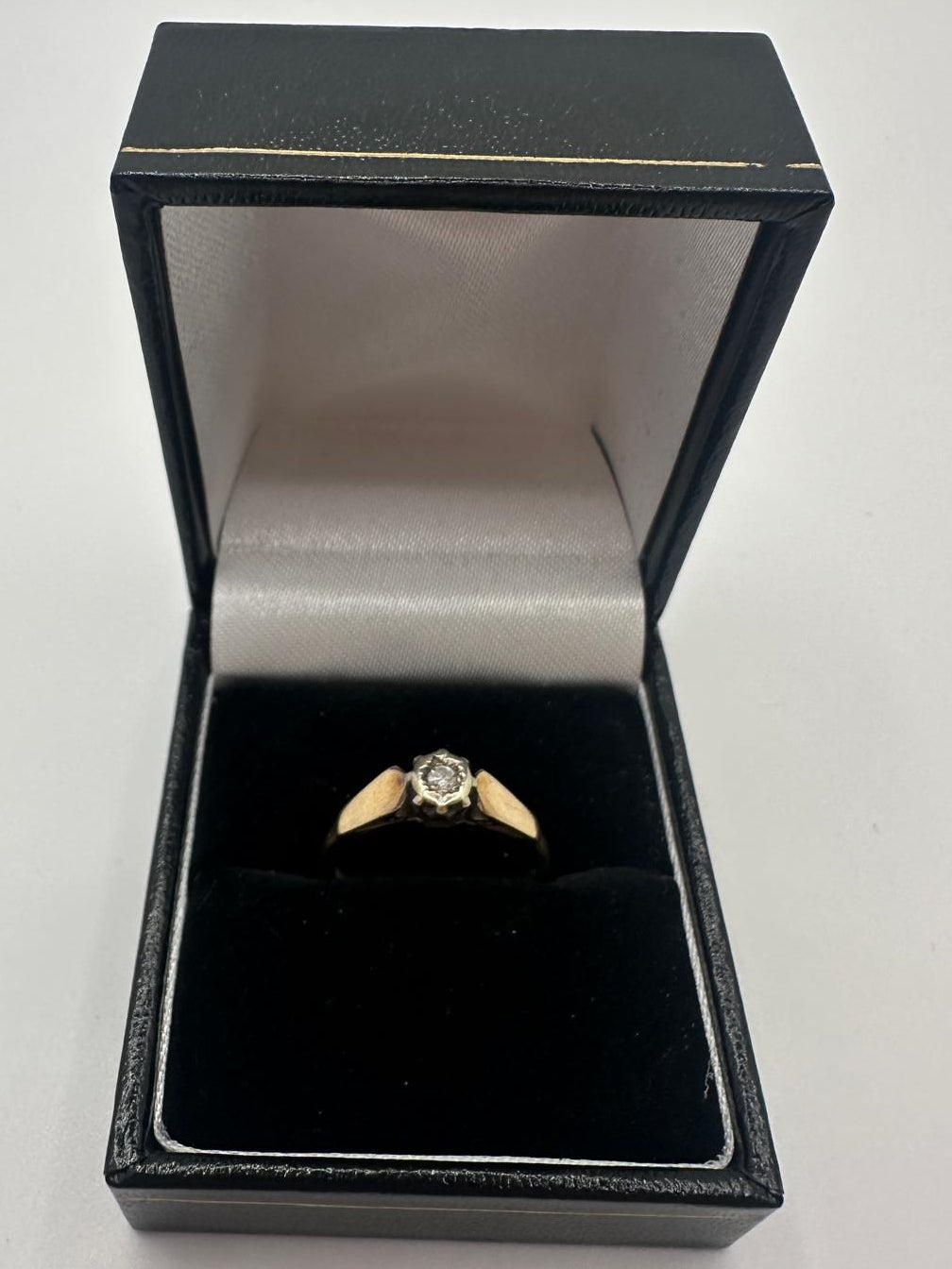 9ct, Gold Ring, 1.9g, Size K