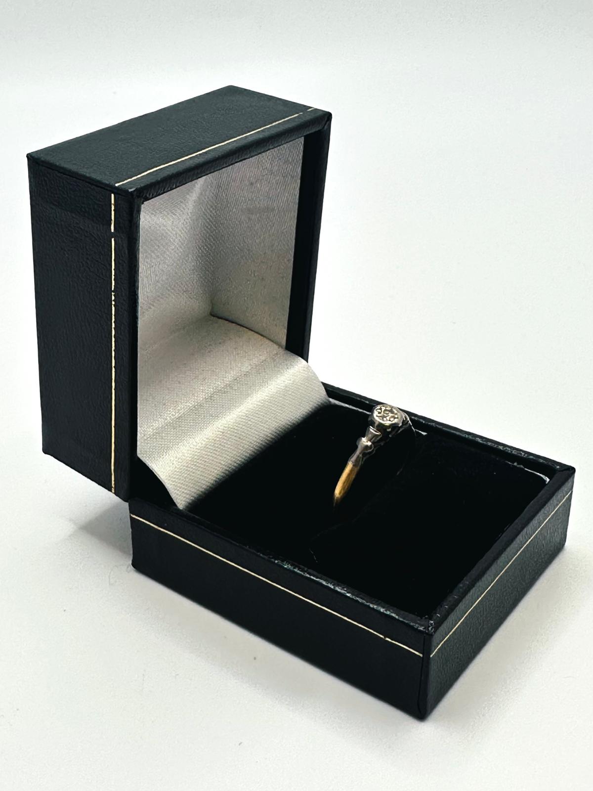 18ct, Gold Ring, With Stone, 1.76g, Size N