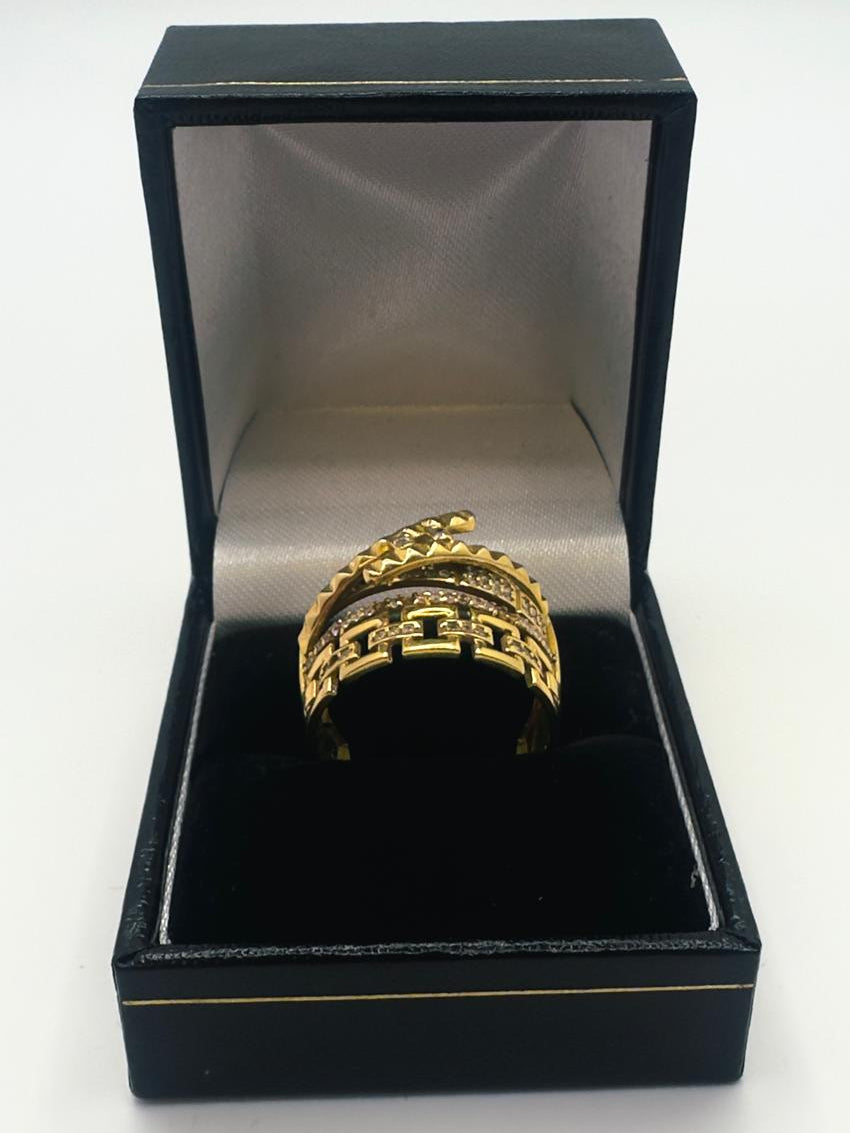 18ct, Gold Ring, Size S, 5.21g