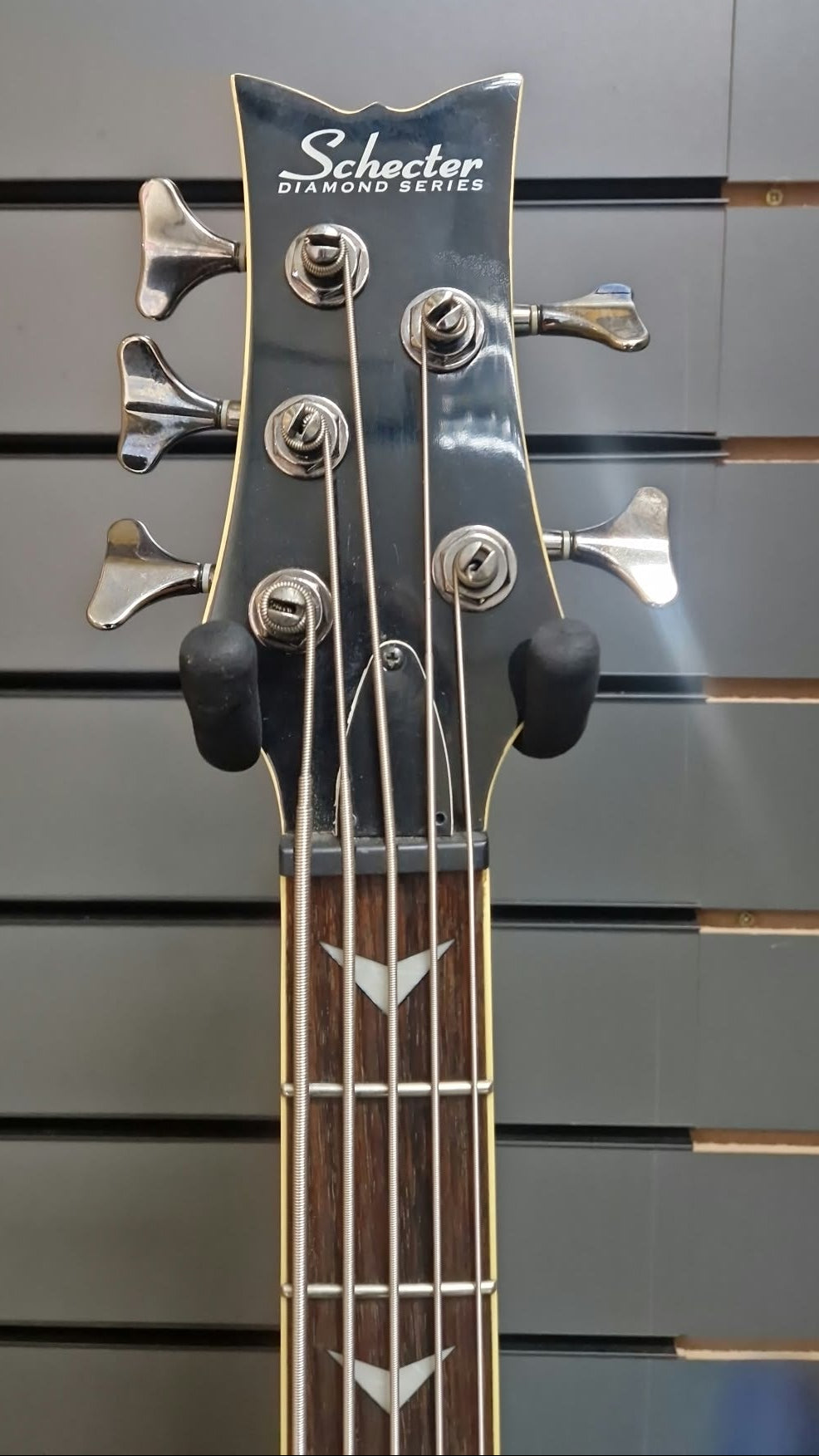Schecter Diamond Series 5 String Bass Guitar Blue, Grade B