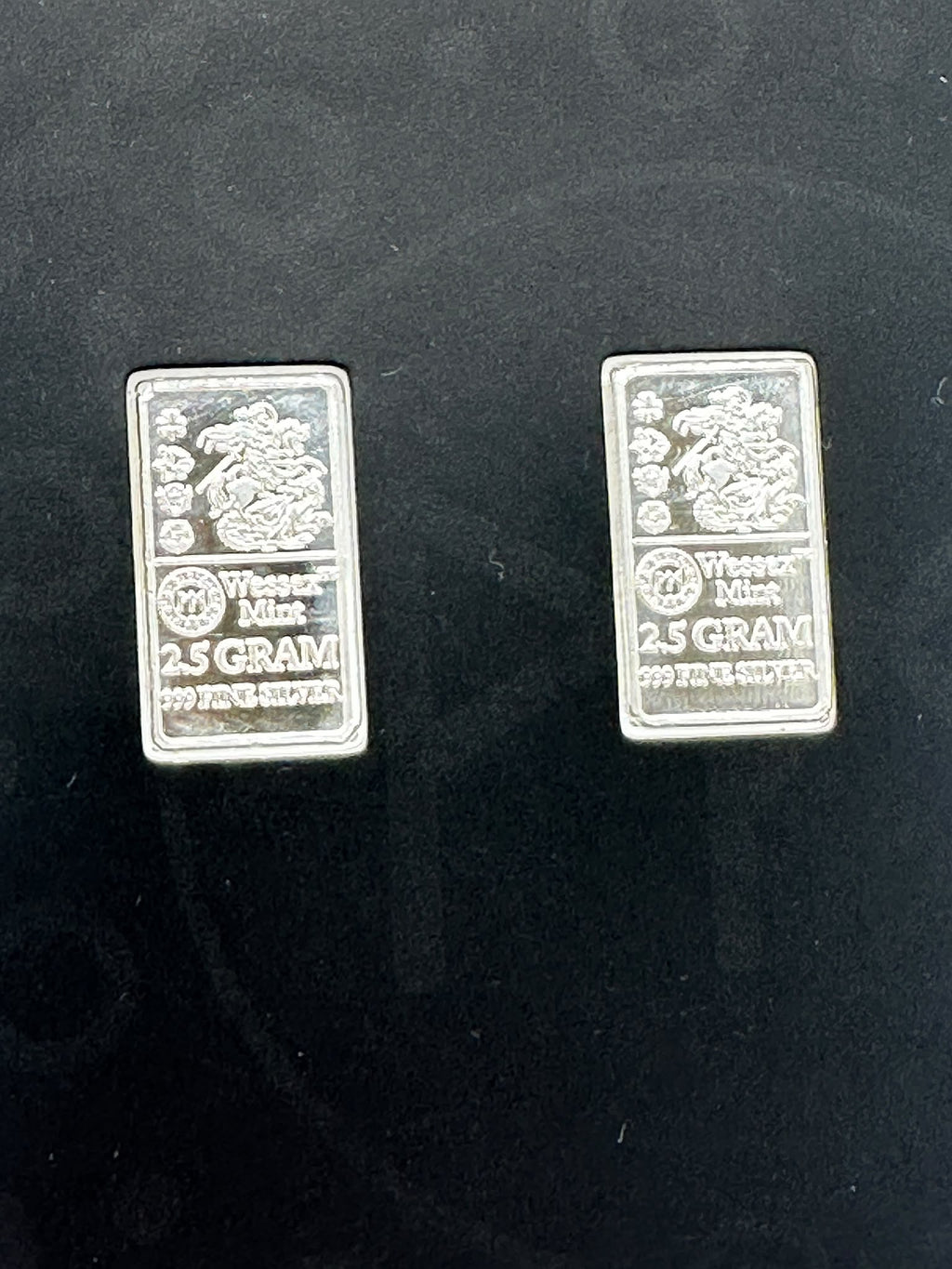 Wessex Mint 2x2.5g Silver George and the Dragon Bars.