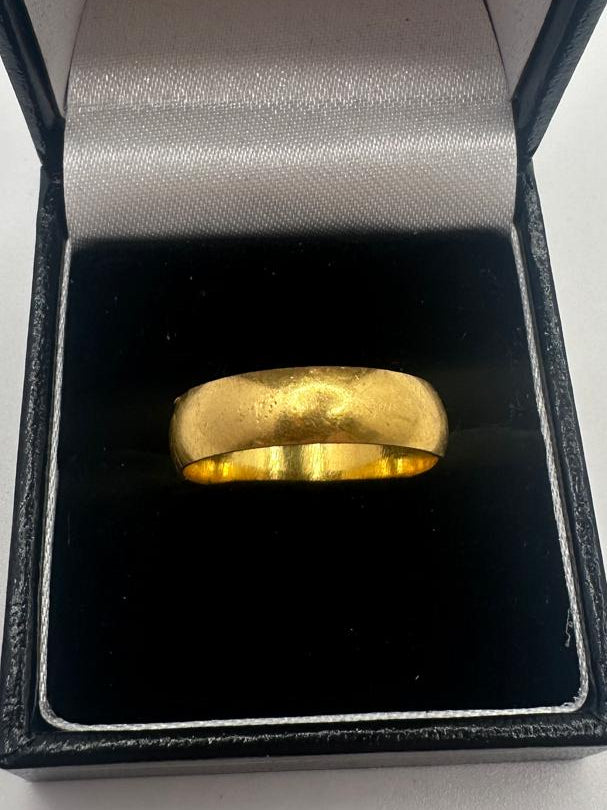 22ct, Gold Wedding Band Ring, Size T, 6.17g