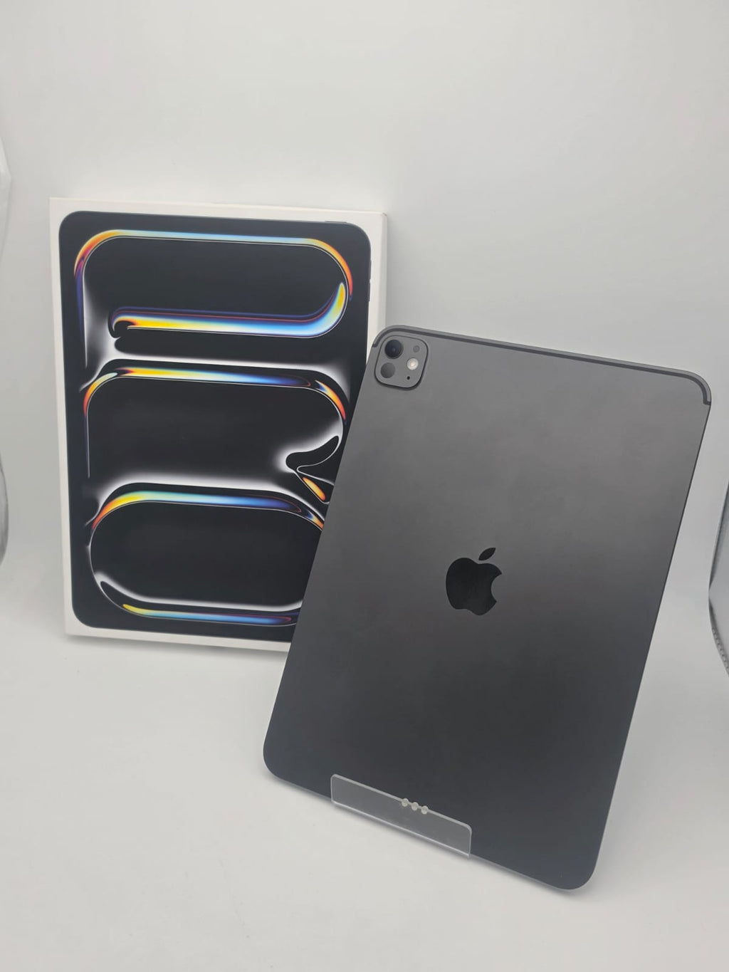 Apple iPad Pro 11 inch WiFi M5 2025 256GB Black, Grade A, photo 2