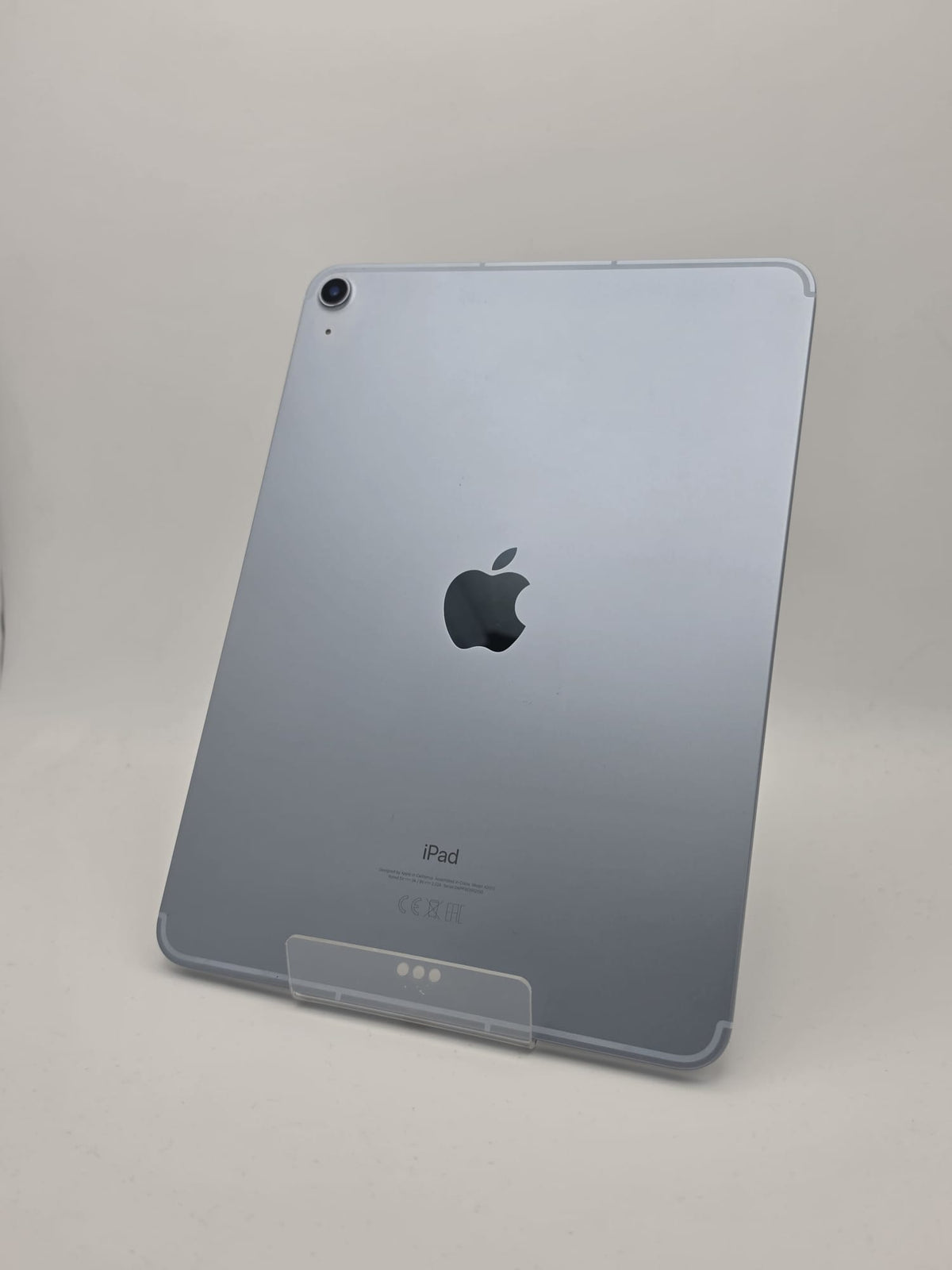 Apple iPad Air (4th Generation) 64GB, Sky Blue, Grade C