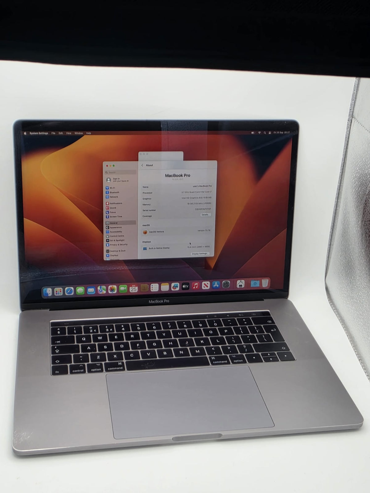 Macbook Pro 15" A1707 512GB, Silver, Grade C