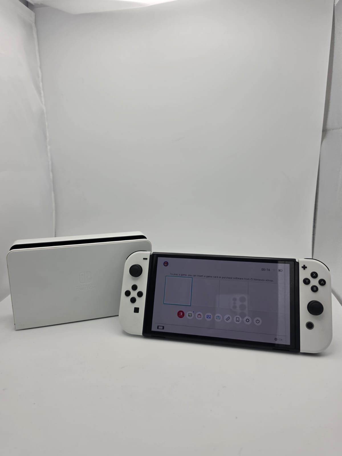 Nintendo Switch OLED 64GB White, Grade B