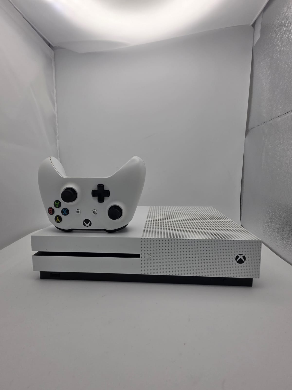 Microsoft Xbox One S 1TB White, Grade B
