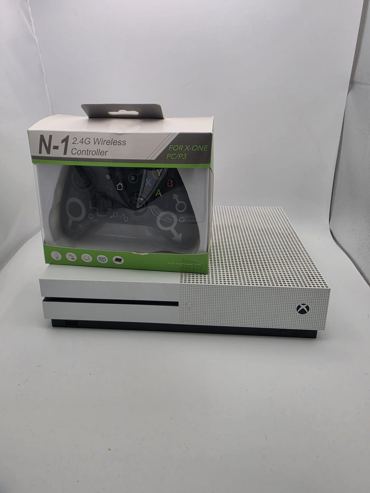 Microsoft Xbox One S 1TB White, Grade B