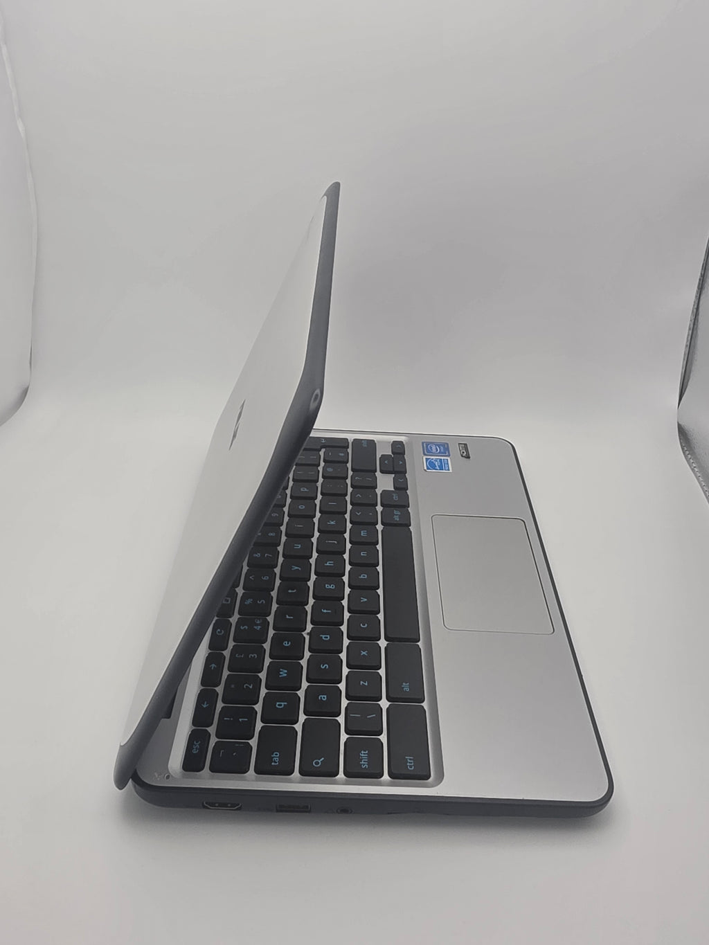 ASUS Chromebook C202S 16GB, Silver, Grade B