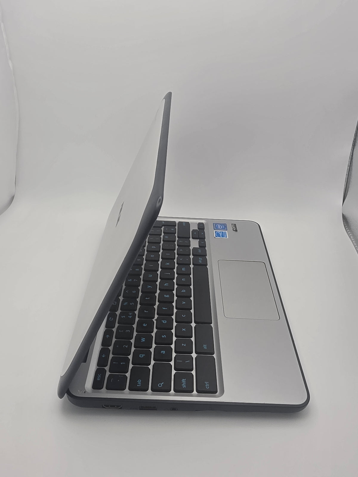 ASUS Chromebook C202S 16GB, Silver, Grade B