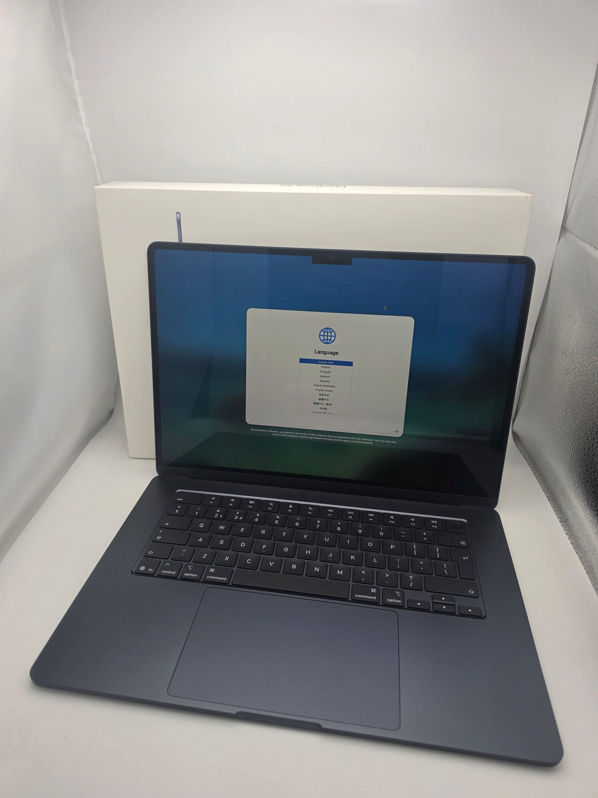 Apple MacBook Air 15" M5 512GB Midnight, Grade A