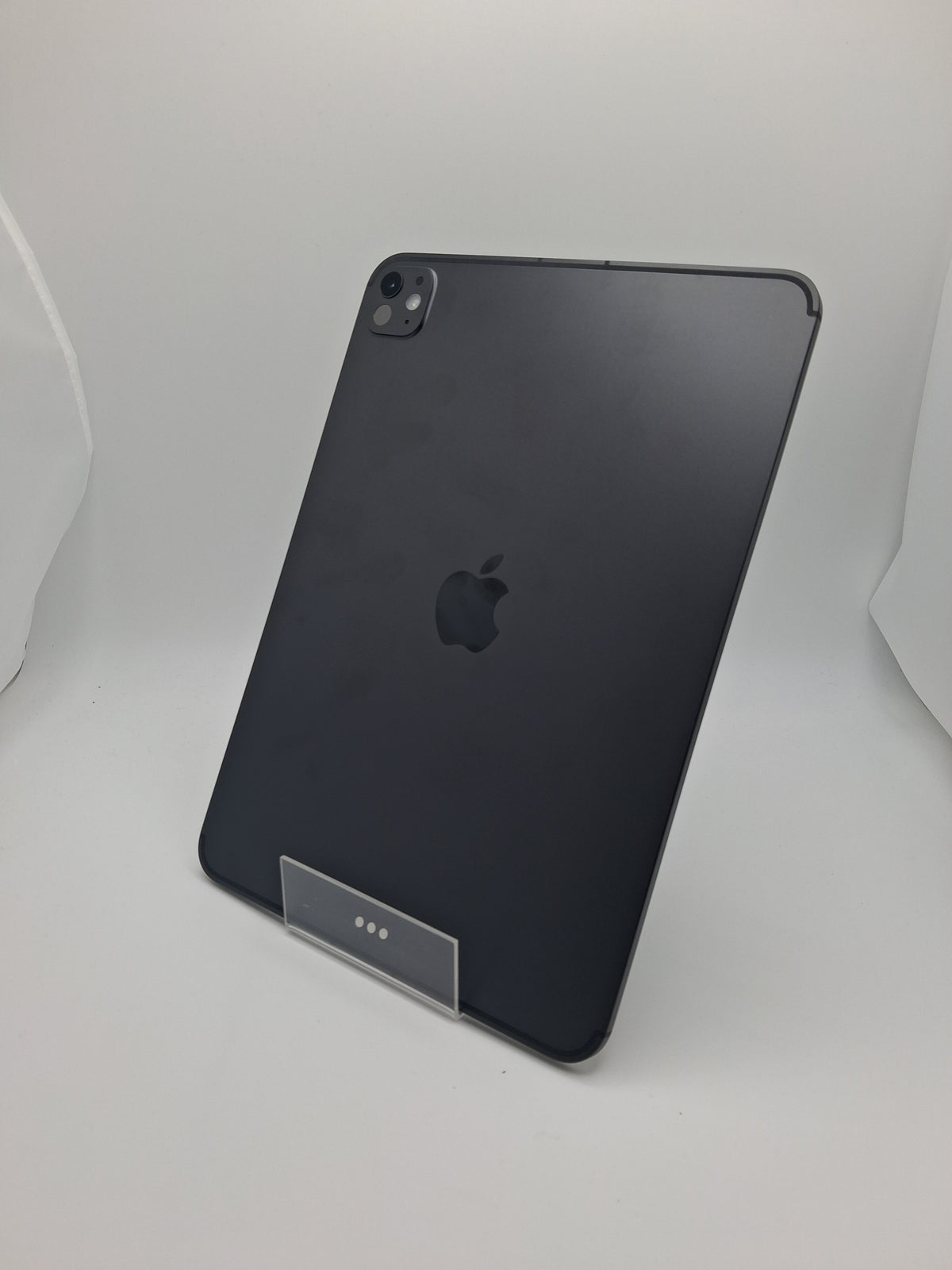 Apple Ipad Pro 11-inch (M5 wifi & Sim) 256GB, Space Black, Grade A