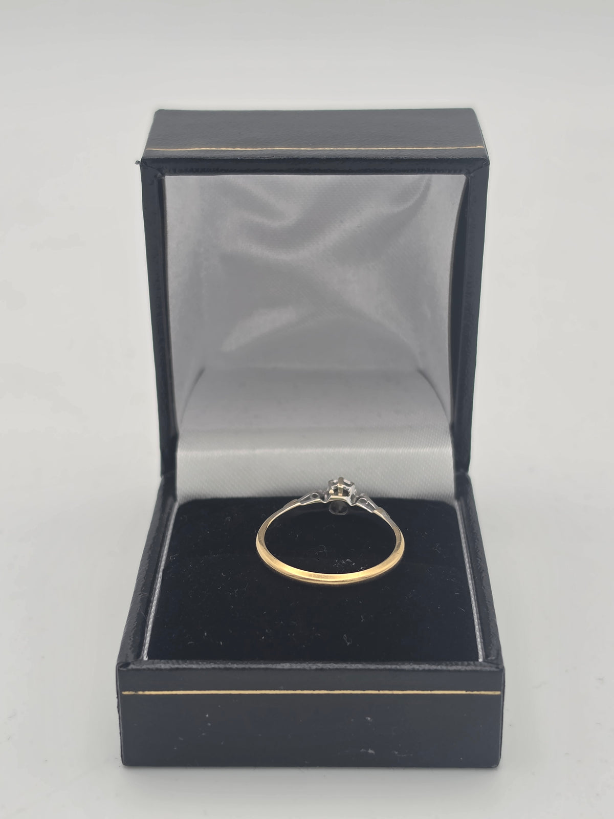 18ct Gold and Platinum Engagement Ring, Size P, 2.3G