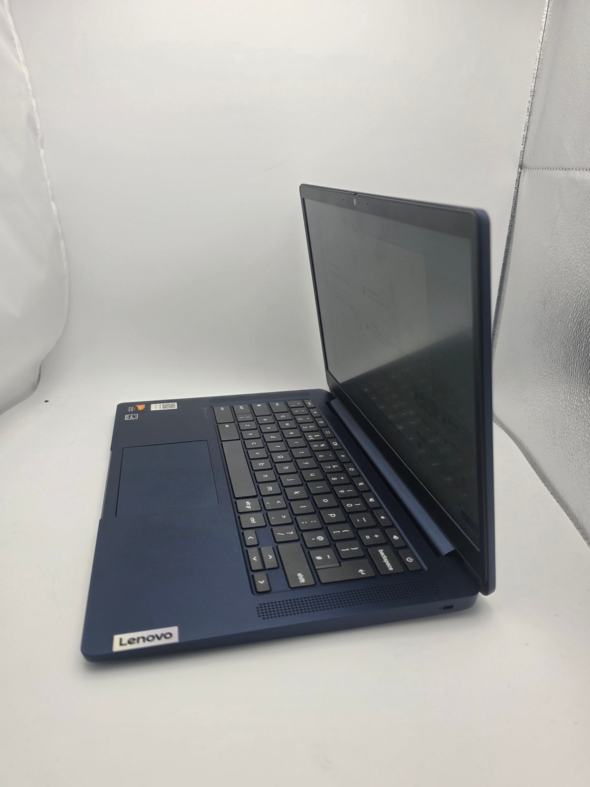 Lenovo IdeaPad Slim 3 Chromebook 128GB eMMC, Grade B