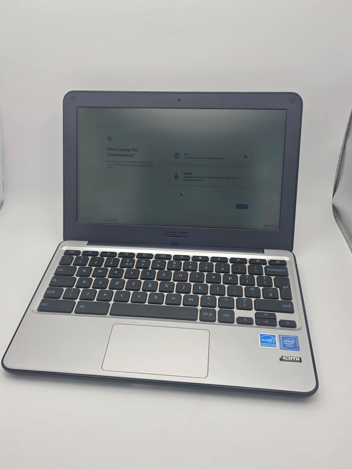 ASUS Chromebook C202S 16GB, Silver, Grade B