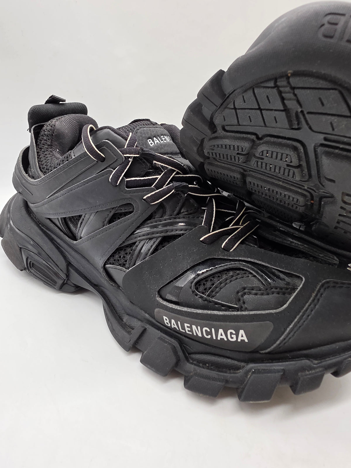 Balenciaga Track Trainers UK 7 Black, Grade B