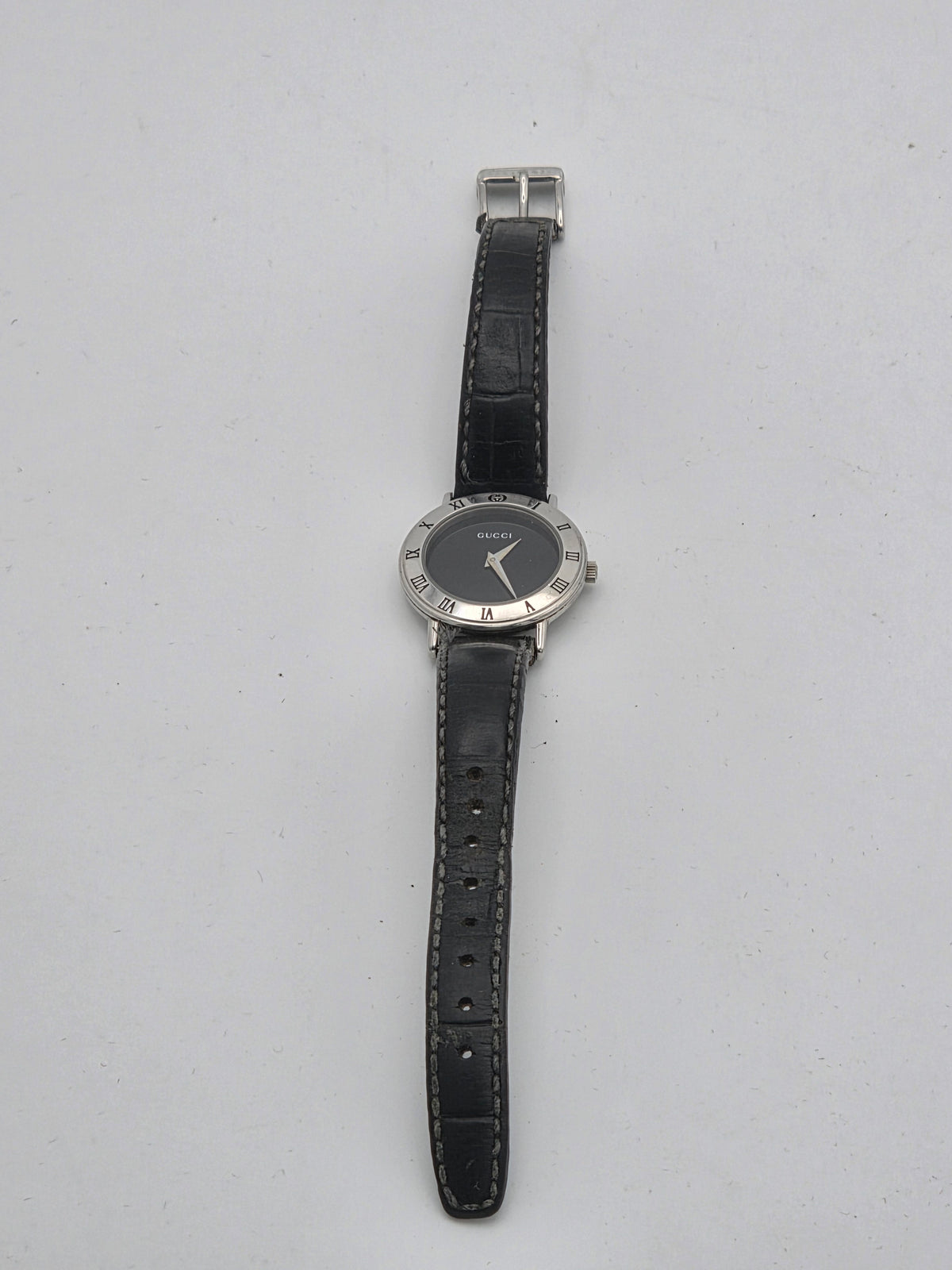 Gucci 300L Ladies Watch, Silver, Grade B