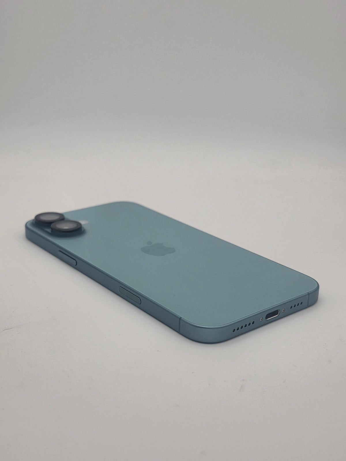 Apple iPhone 16 Plus 128GB, Teal, Grade A