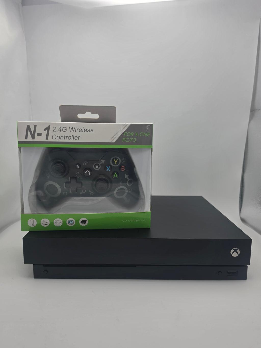 Microsoft Xbox One X 1TB Black, Grade B