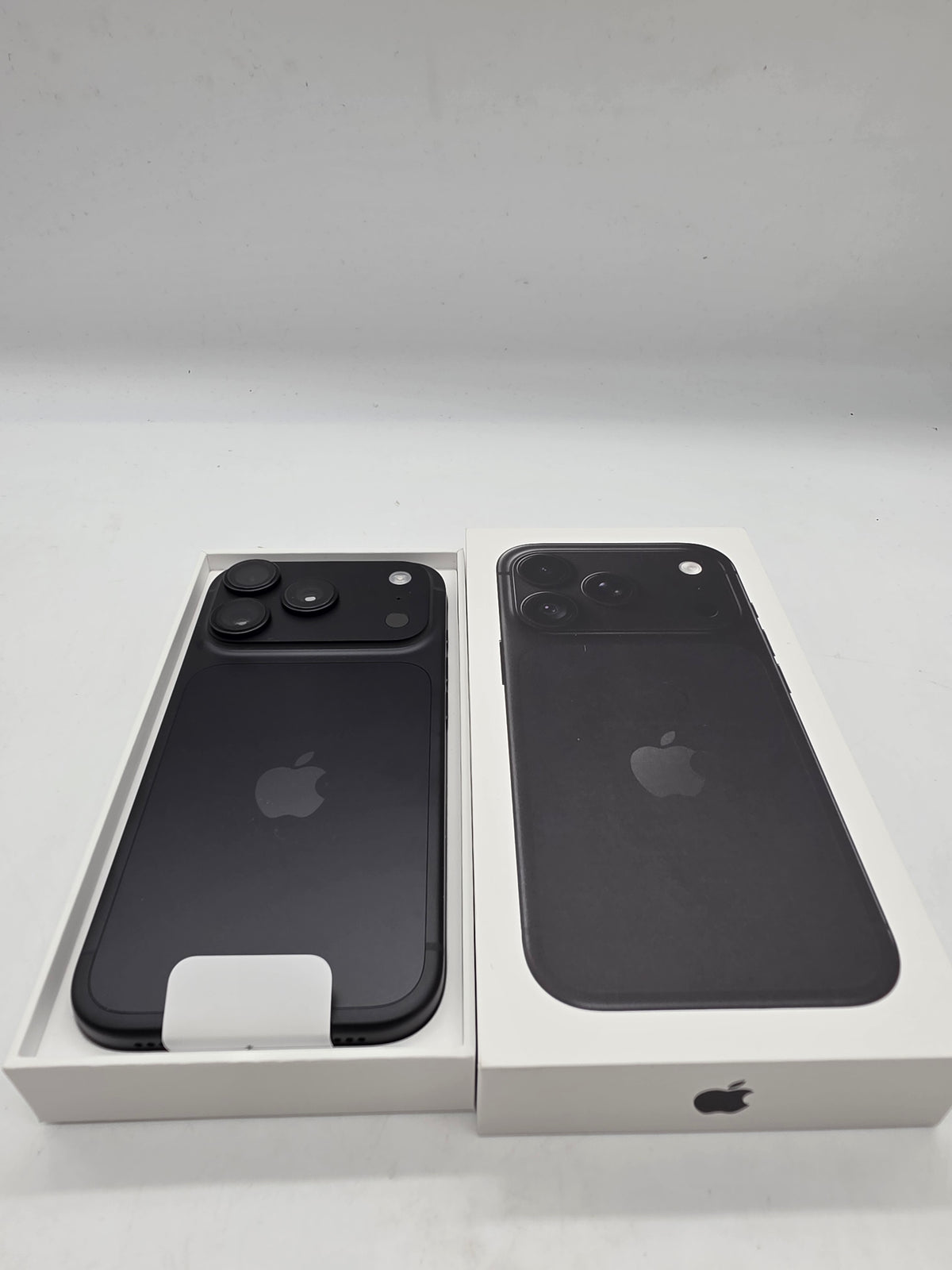 Apple iPhone 18 Pro 512GB Black, Grade A