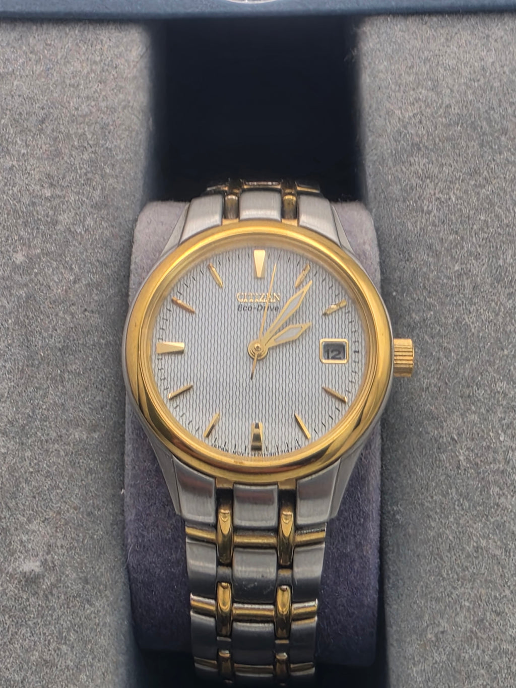 Citizen Eco-Drive Silhouette EW1264-50A, Grade A