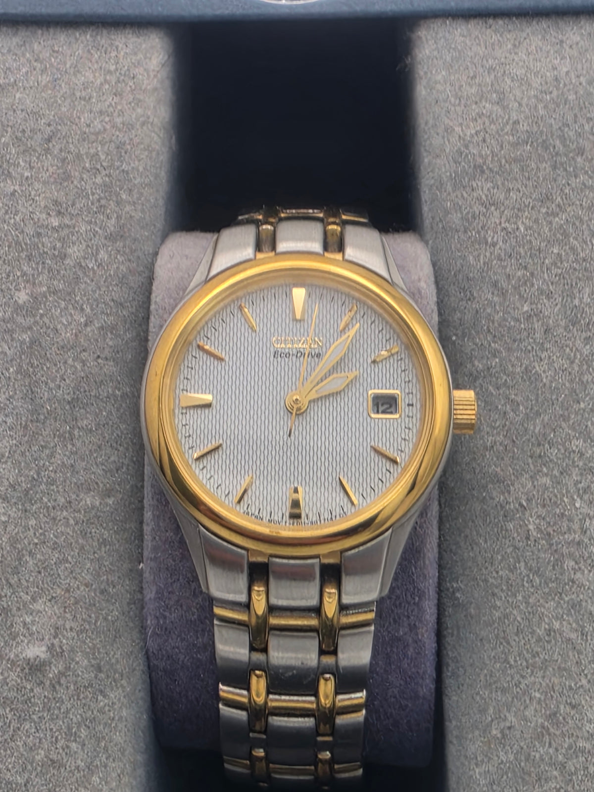 Citizen Eco-Drive Silhouette EW1264-50A, Grade A