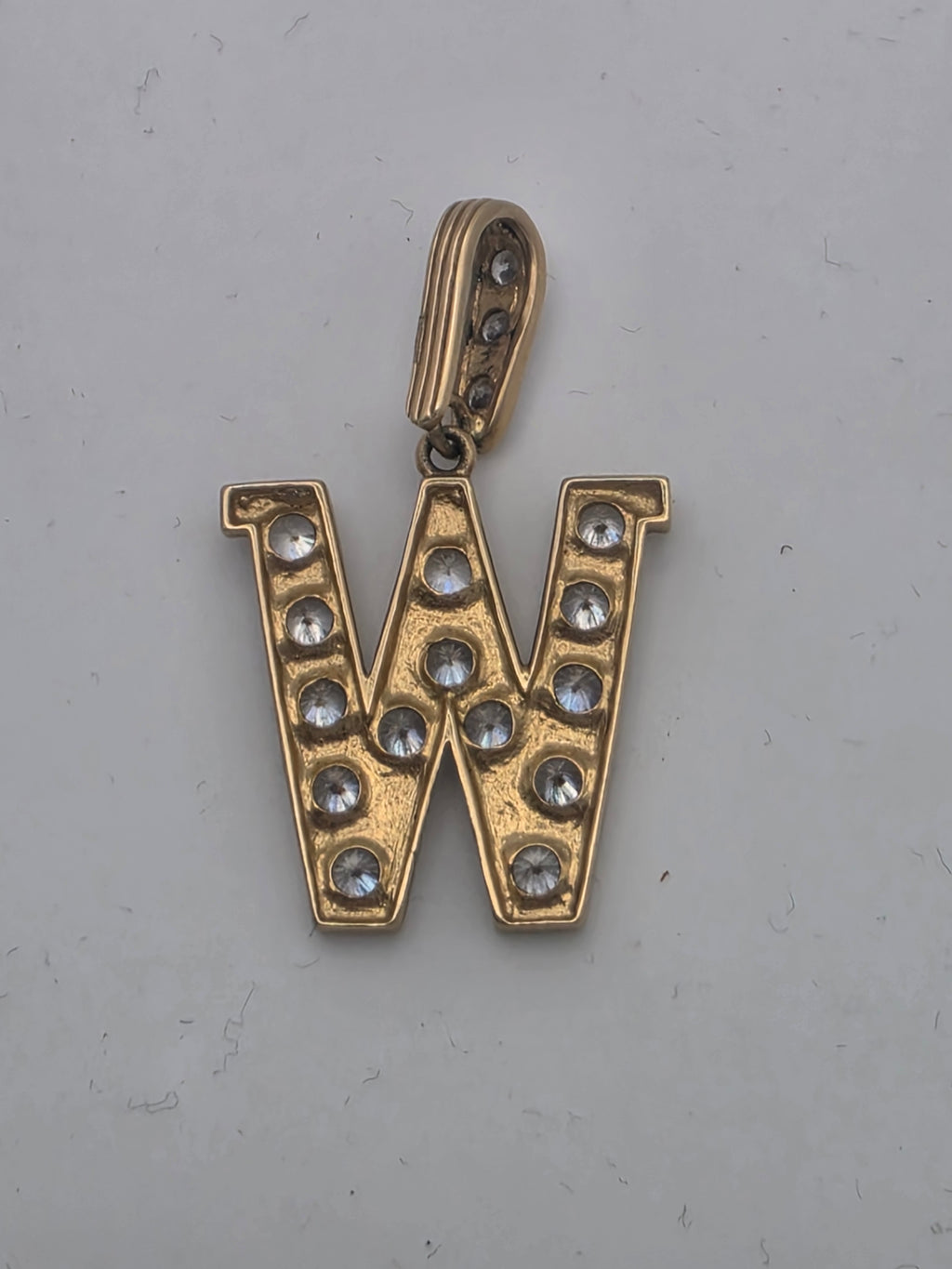 9ct Gold Letter W Pendant, 5.19G
