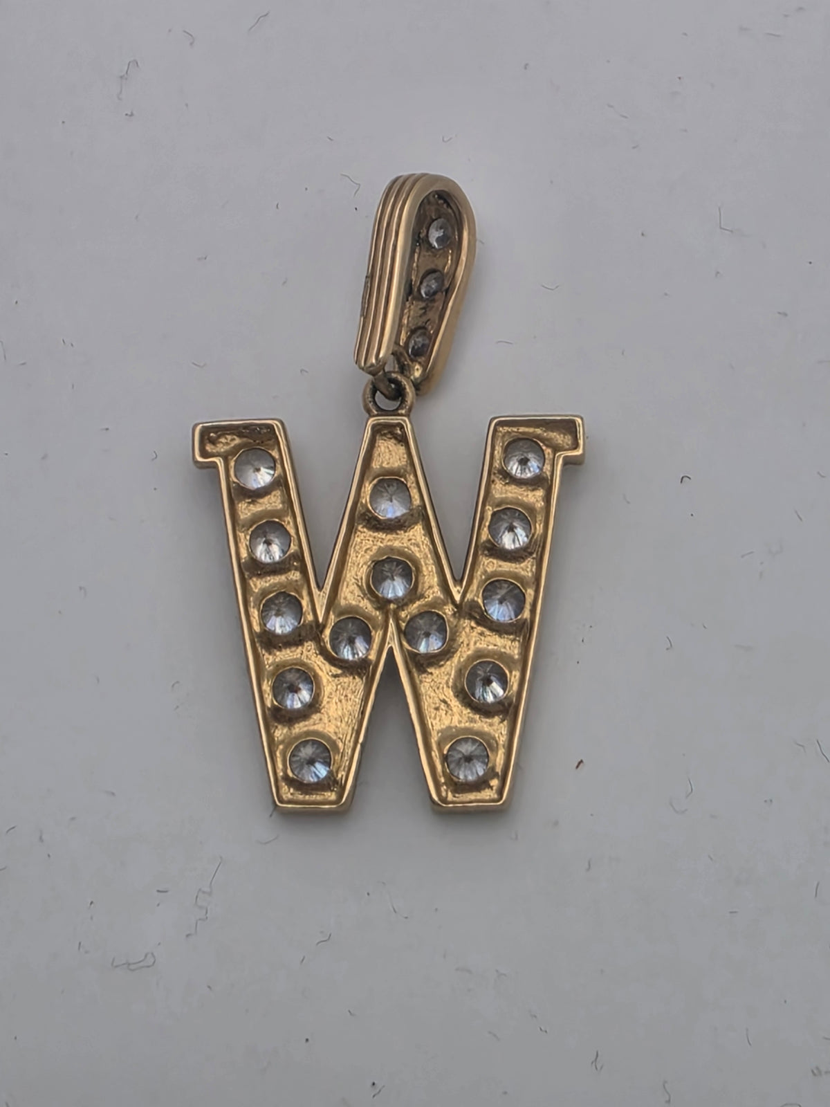 9ct Gold Letter W Pendant, 5.19G