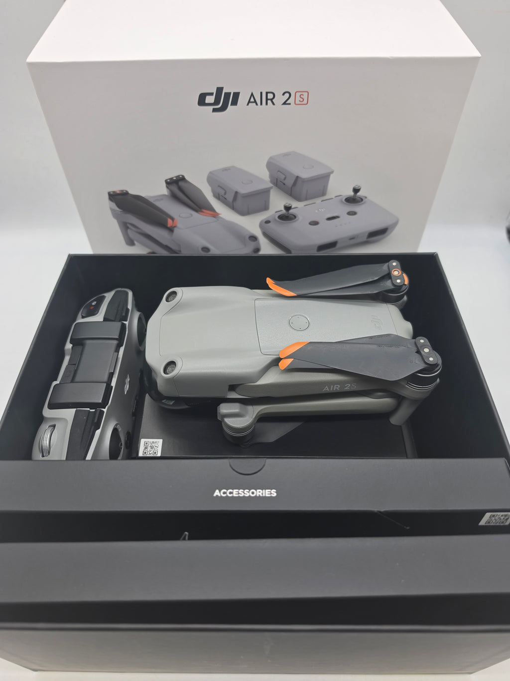 DJI Air 2 Fly More Combo Drone Grey, Grade B