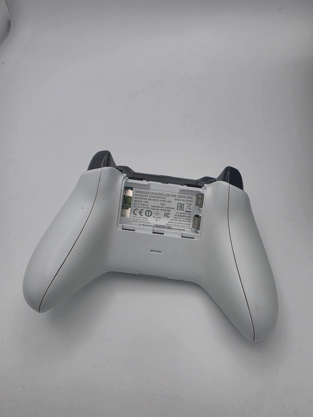 Microsoft Xbox One S 500GB White, Grade B