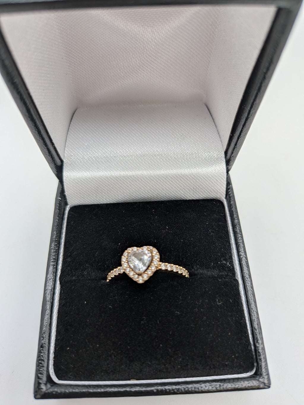 Pandora 14CT (585) elevated gold heart ring, Size 52, Grade B