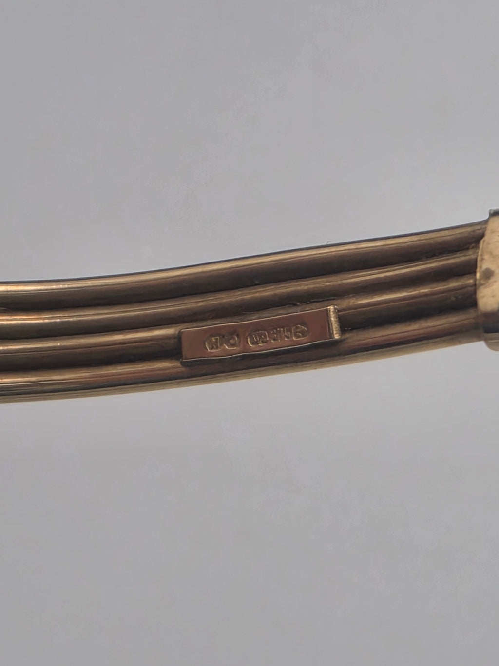 9ct Gold Openwork Cuff Bangle, 6.72G