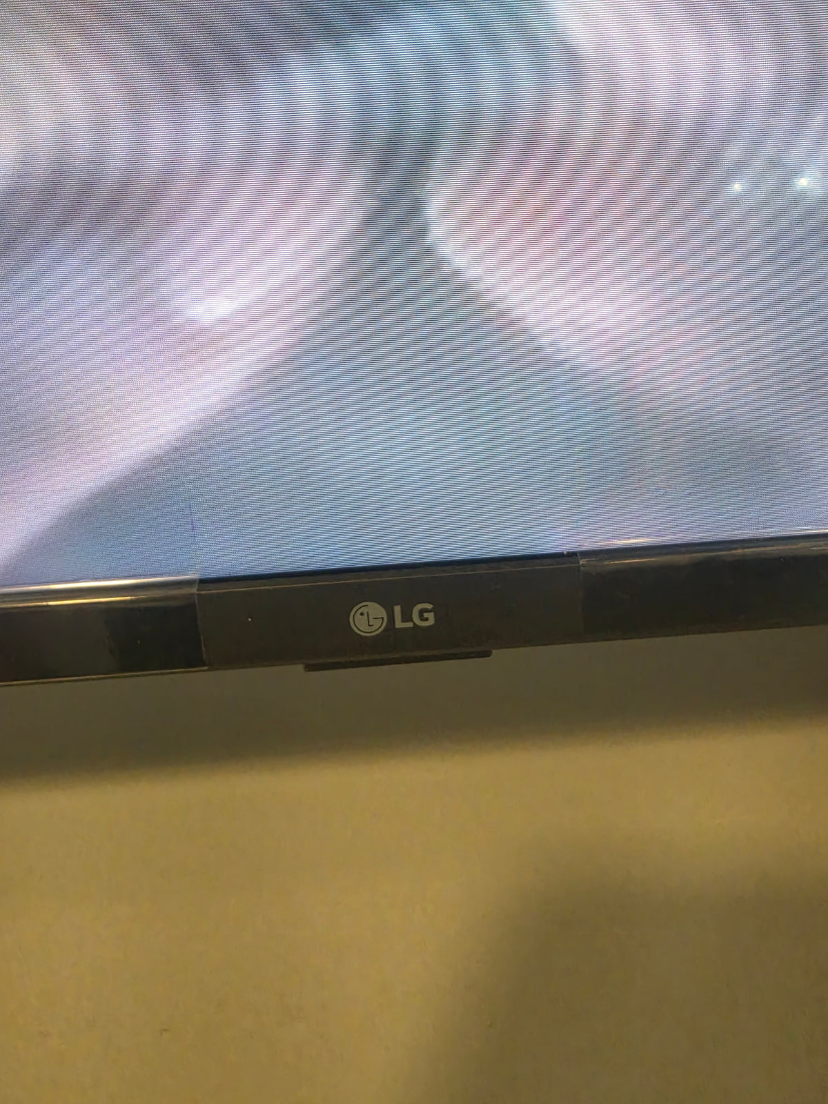 LG 55" Smart TV, Black, Grade A