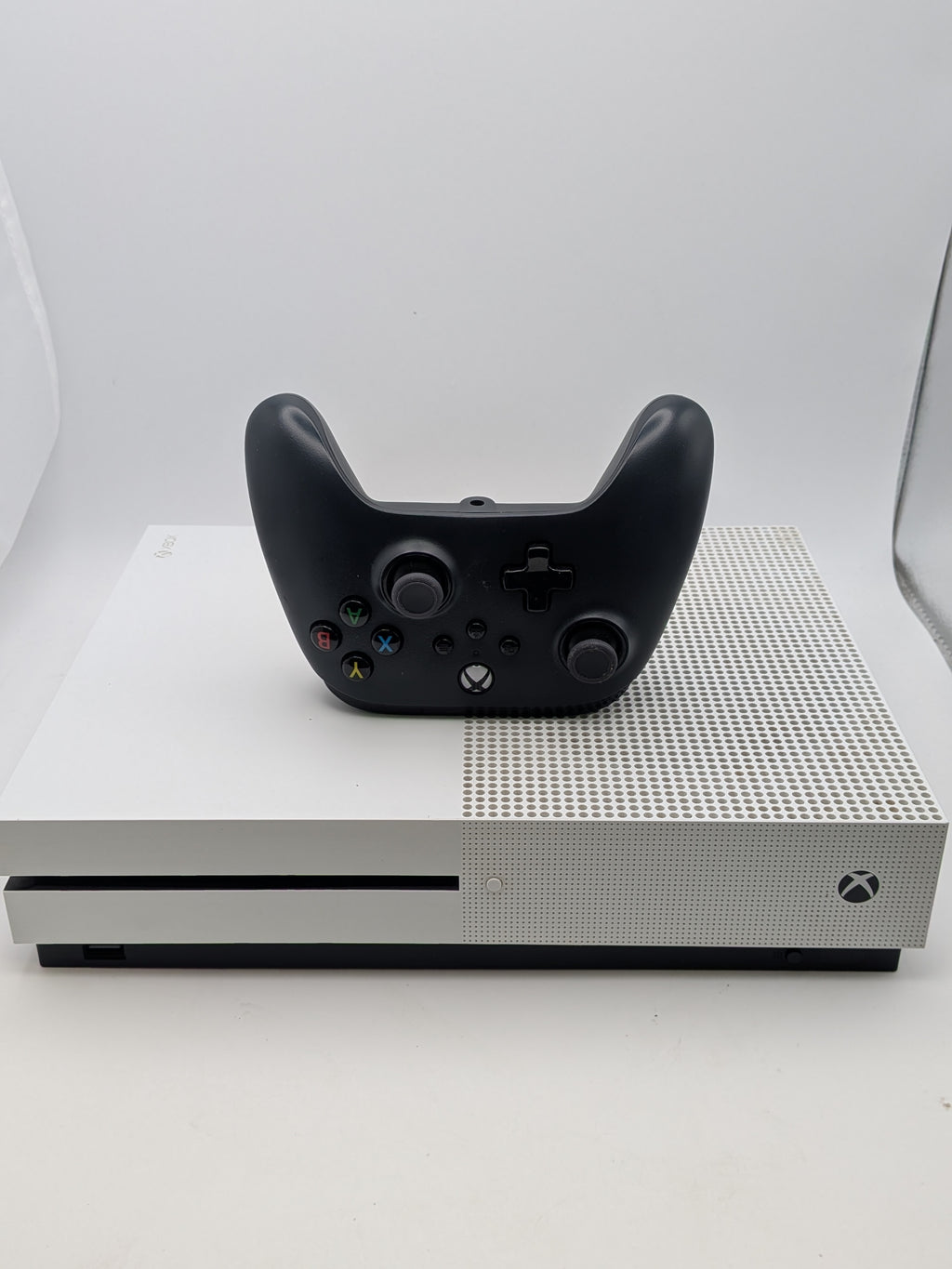 Microsoft Xbox One S 500GB White, Grade B