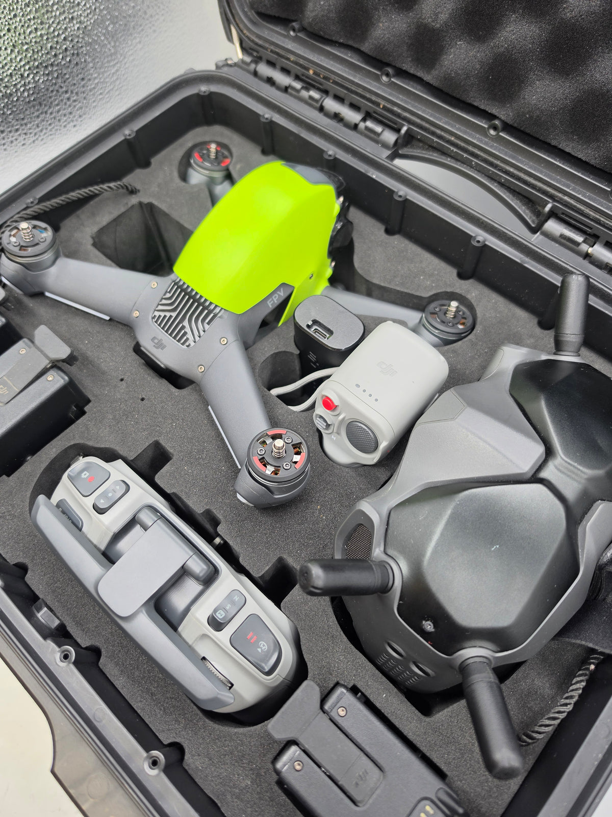 DJI FPV Drone With Goggles Fly More Combo Grey, Grade B