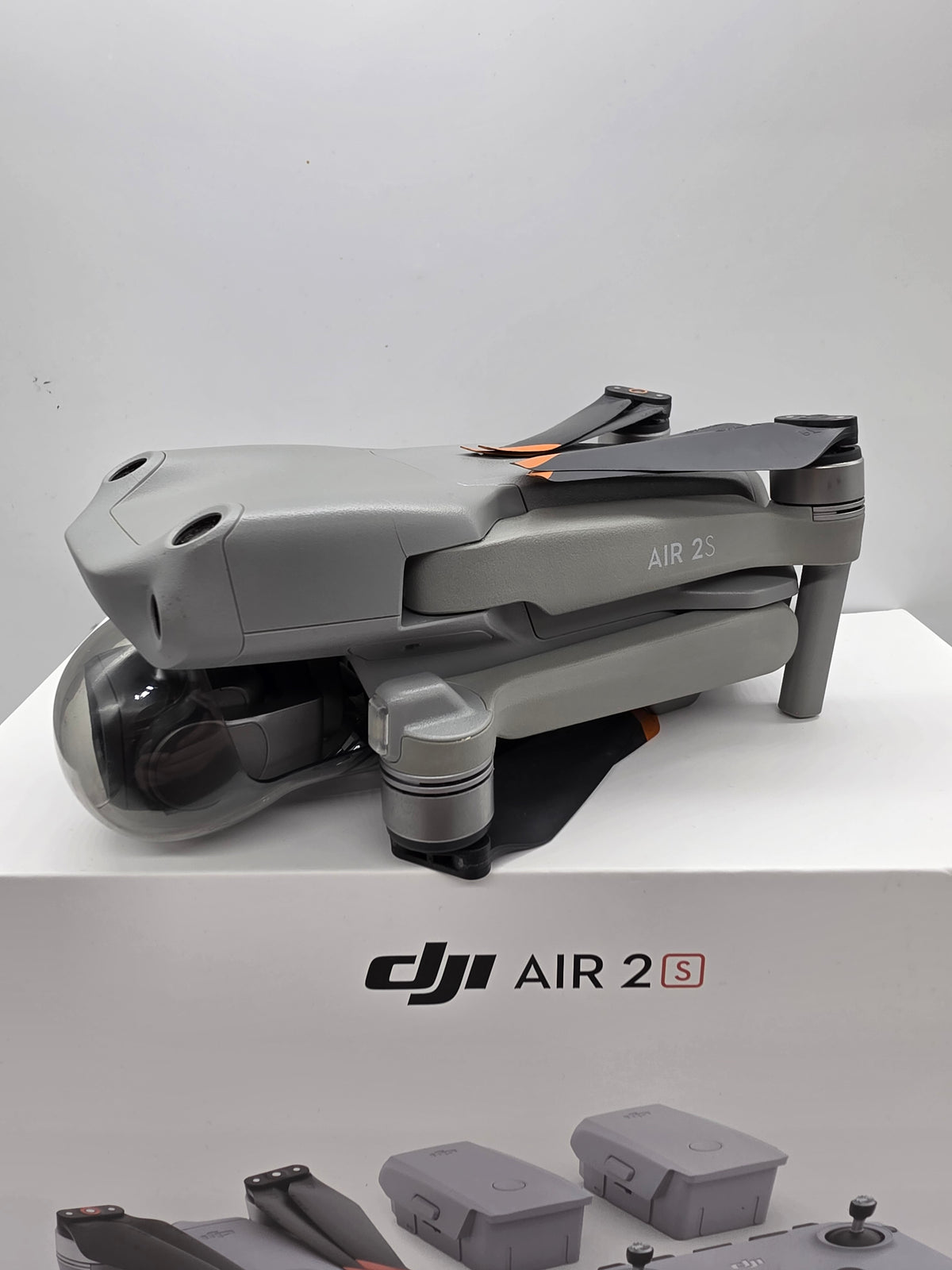 DJI Air 2 Fly More Combo Drone Grey, Grade B