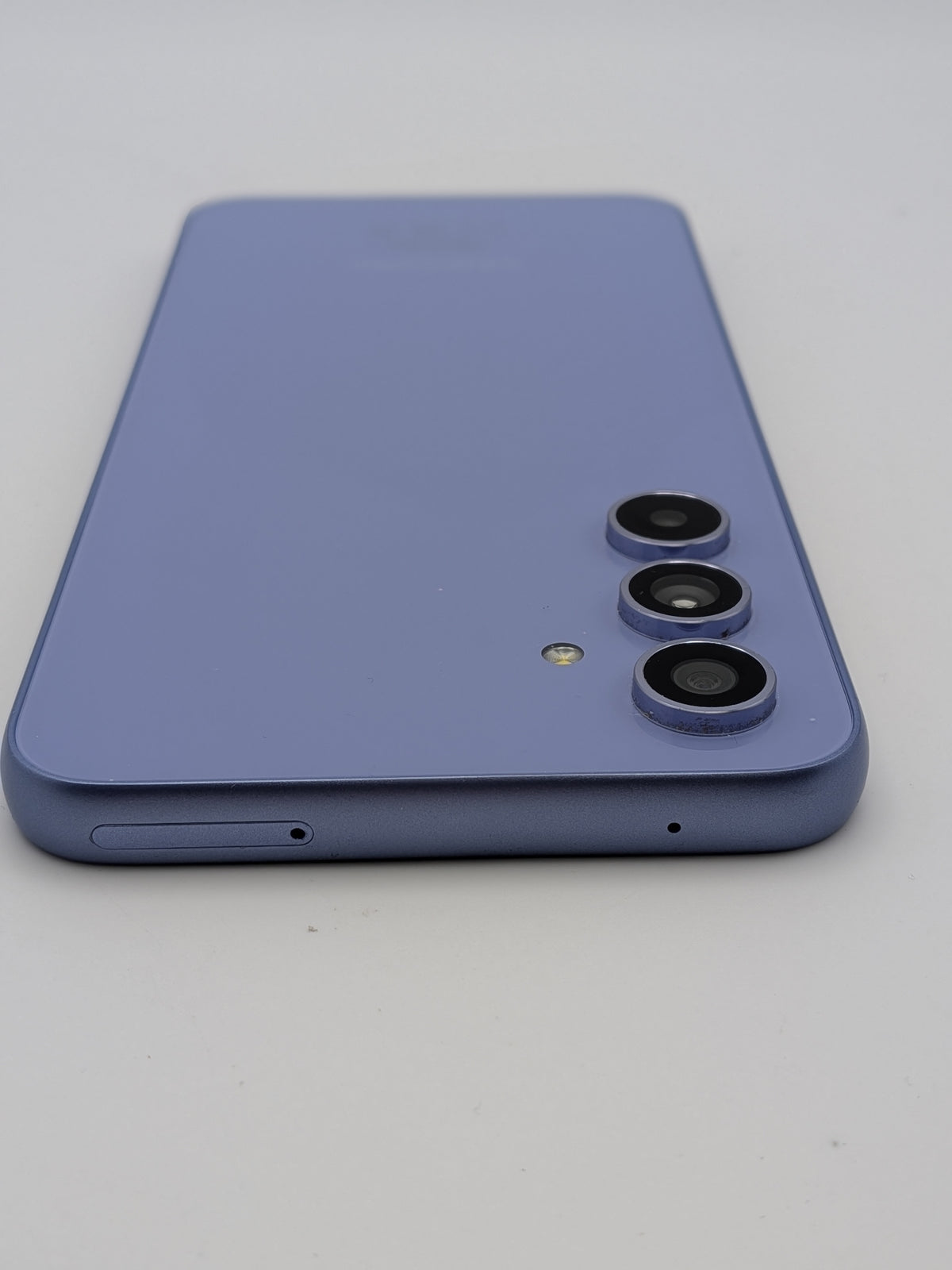 Samsung Galaxy A54 128GB Lavender, Grade B
