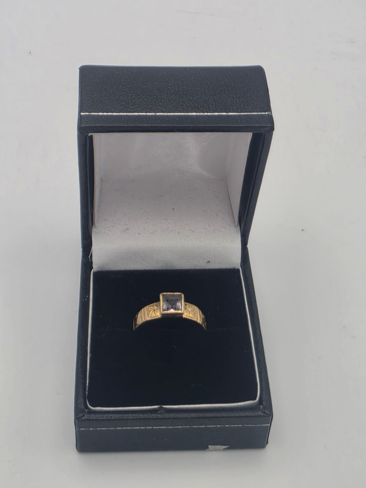 18ct Bezel-Set Square Gemstone Ring, Size N, 2.72g