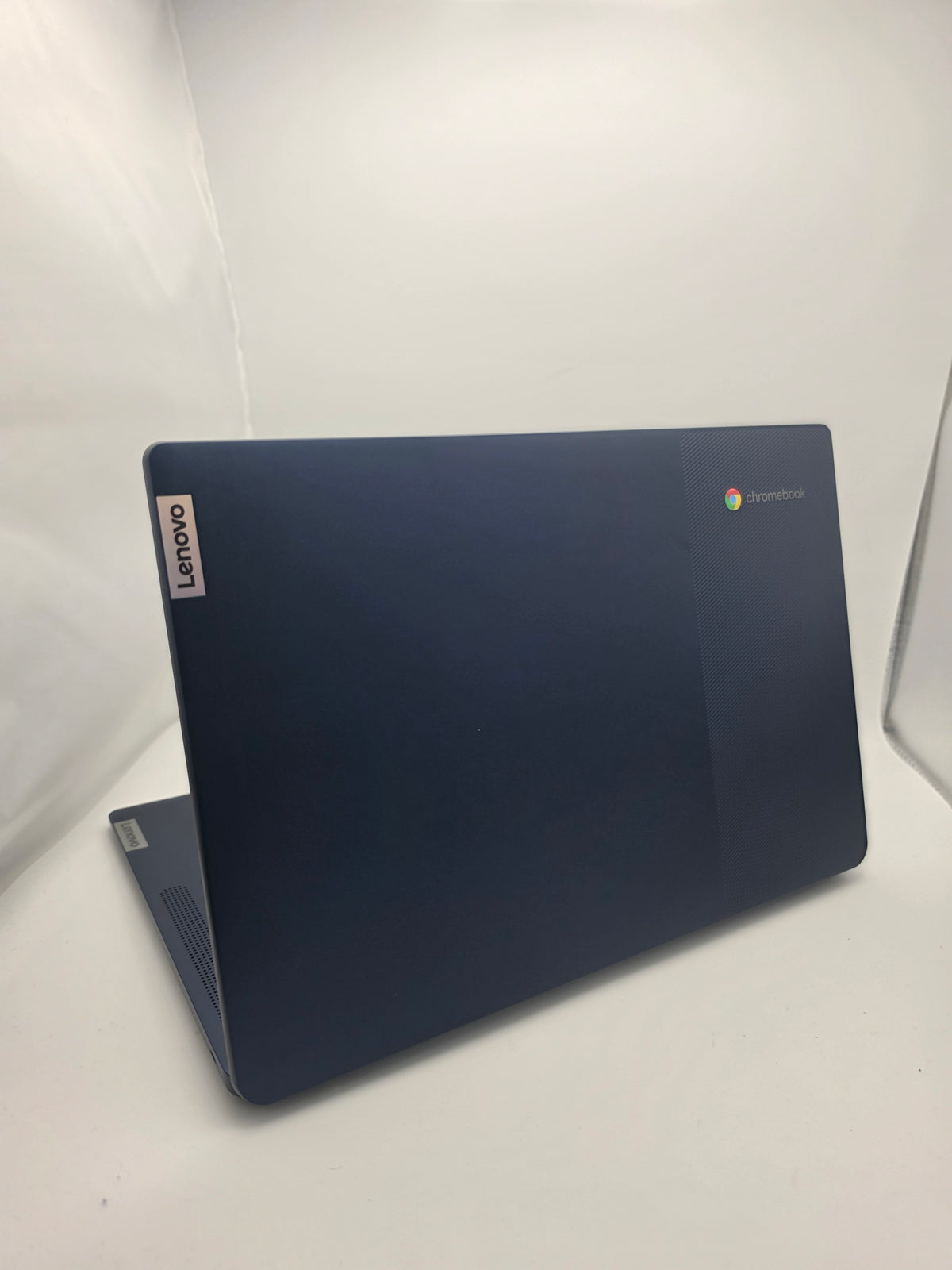 Lenovo Chromebook 64GB, Blue, Grade B