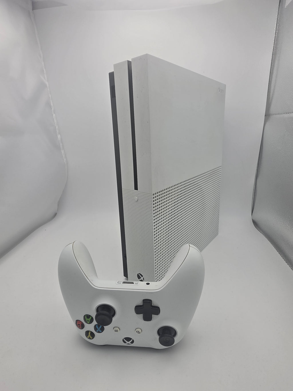 Microsoft Xbox One S 500GB White, Grade B