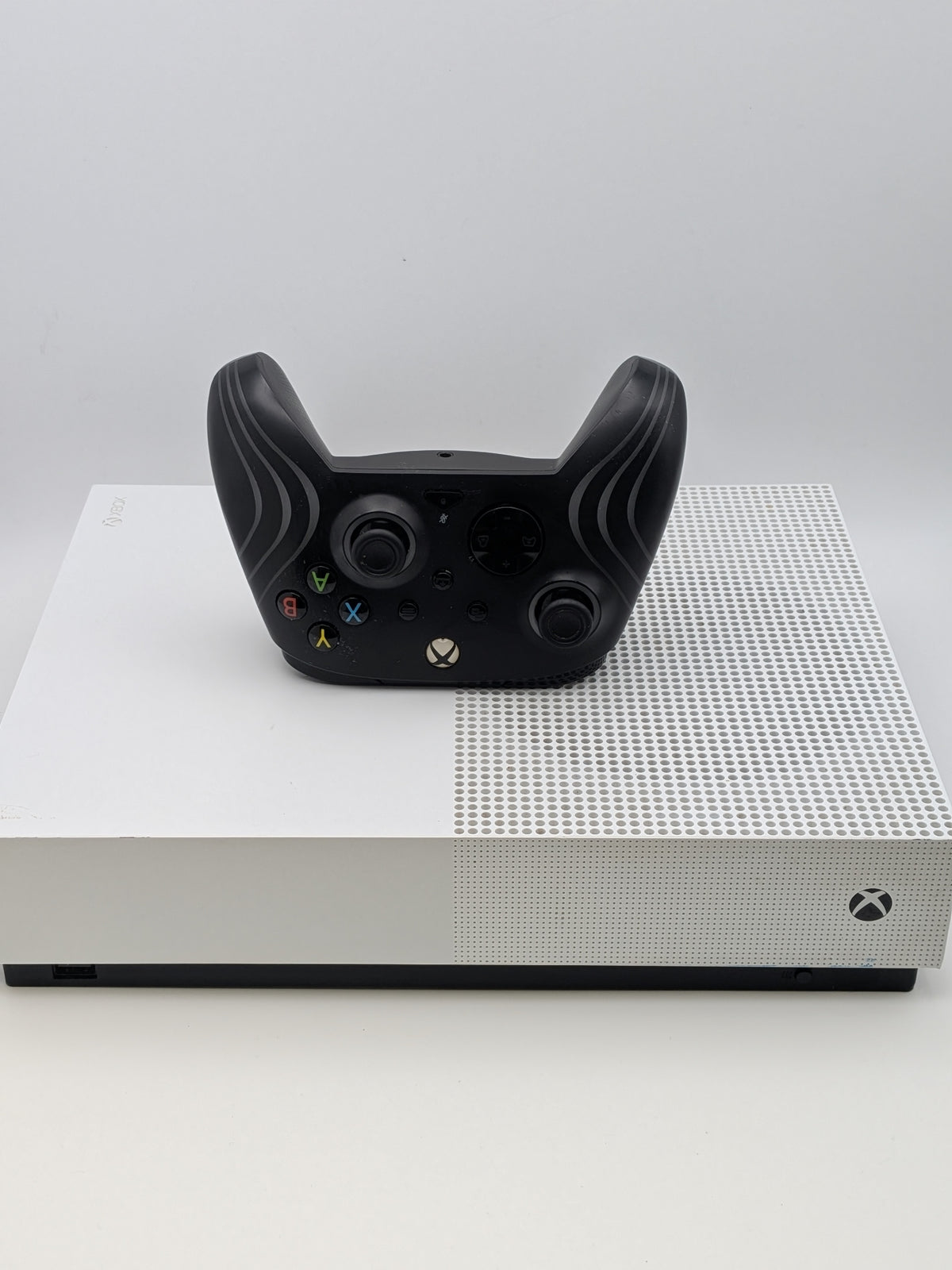 Microsoft Xbox One S All-Digital 1TB White, Grade B