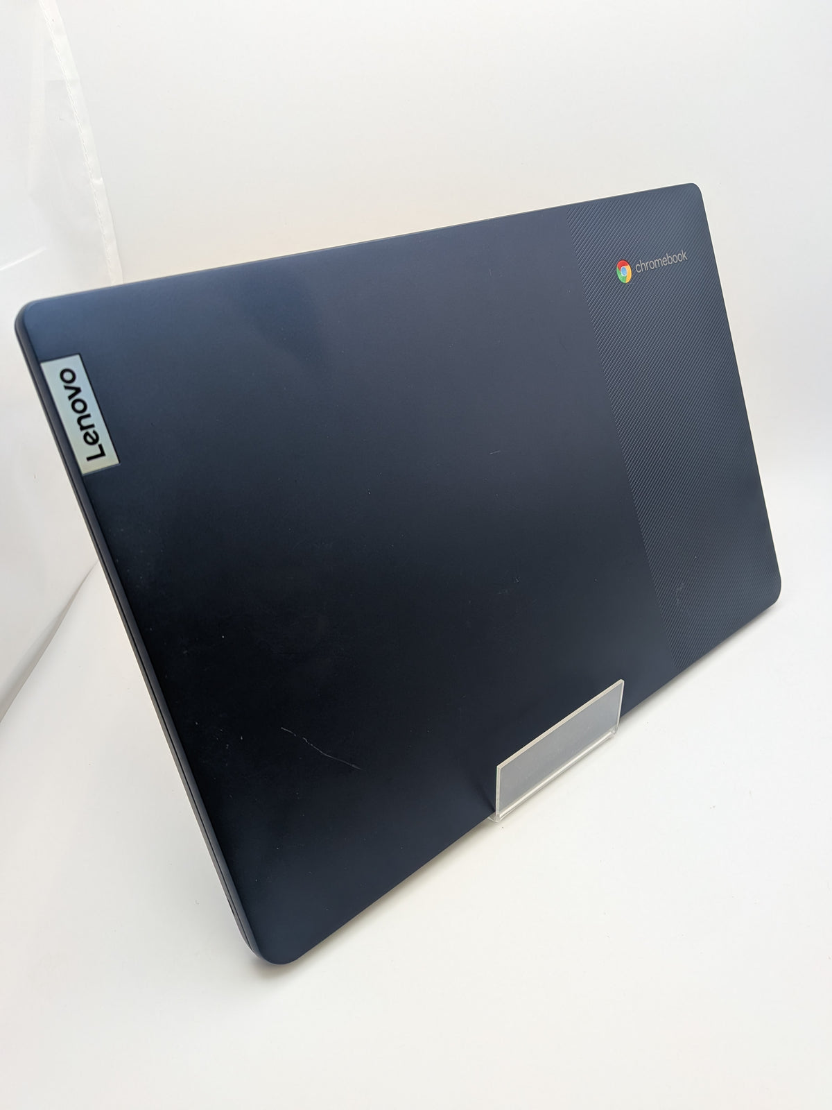 Lenovo Slim 3 Chromebook, Blue, Grade B