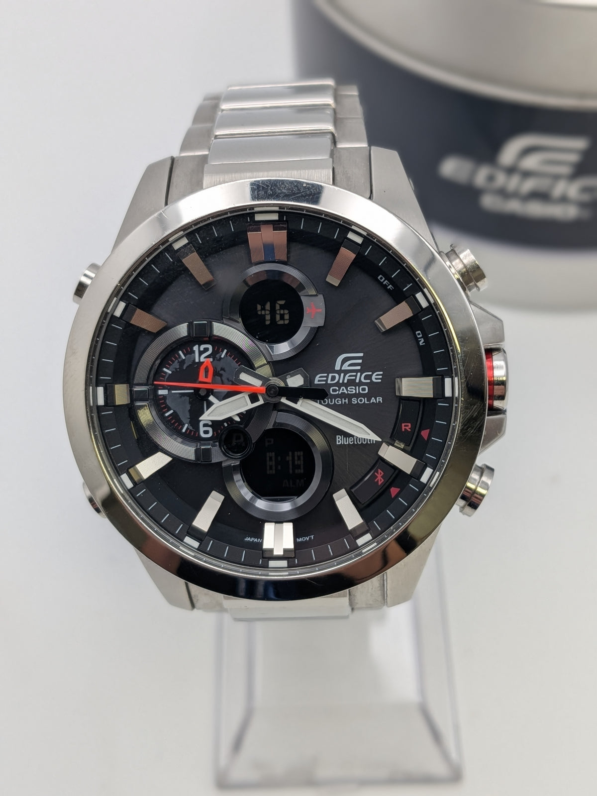 Casio Ediface Bluetooth and Solar ECB-500D-1AER Mens Watch Grade B