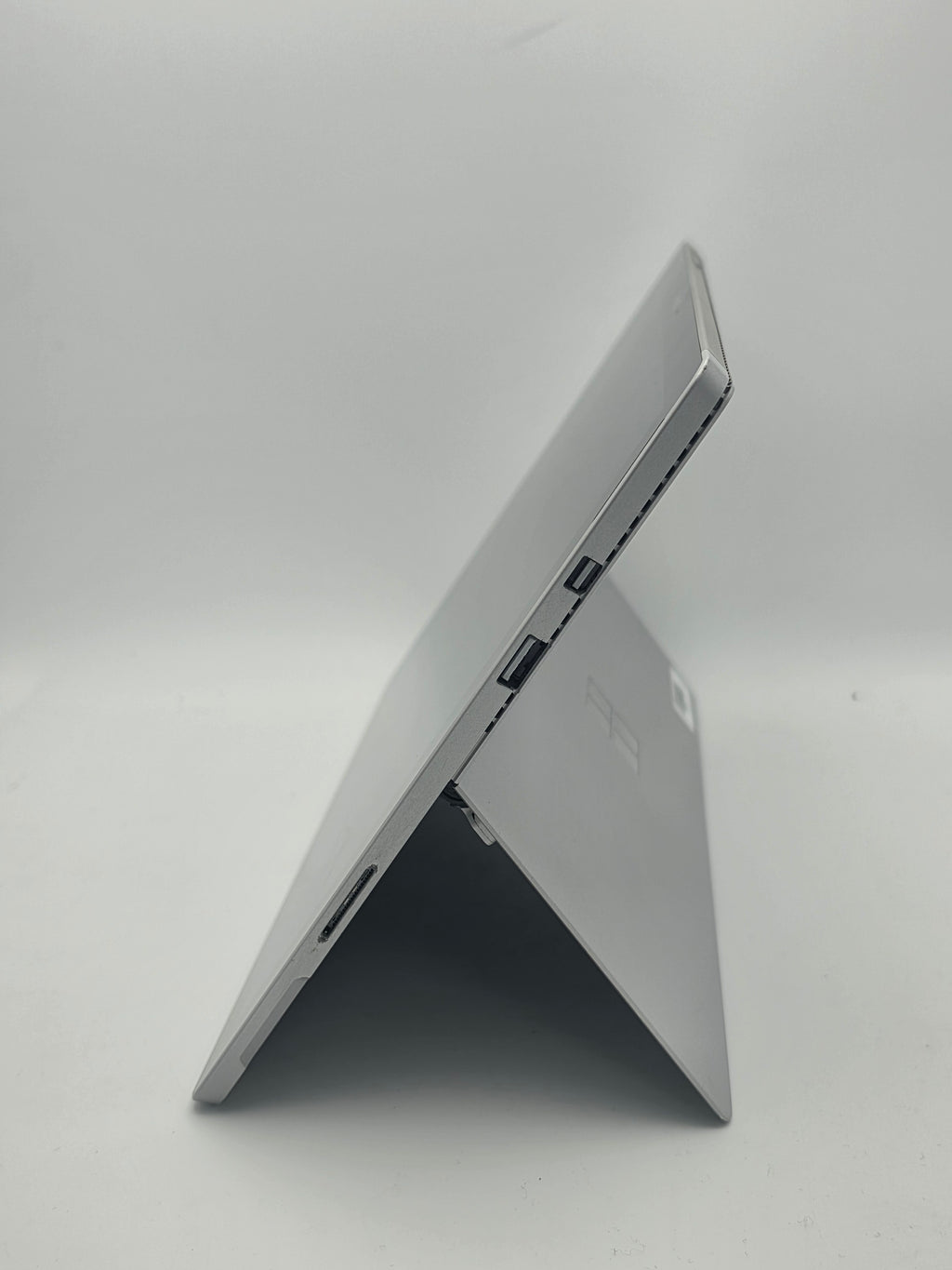 Microsoft Surface Pro 4 256GB, Grade B
