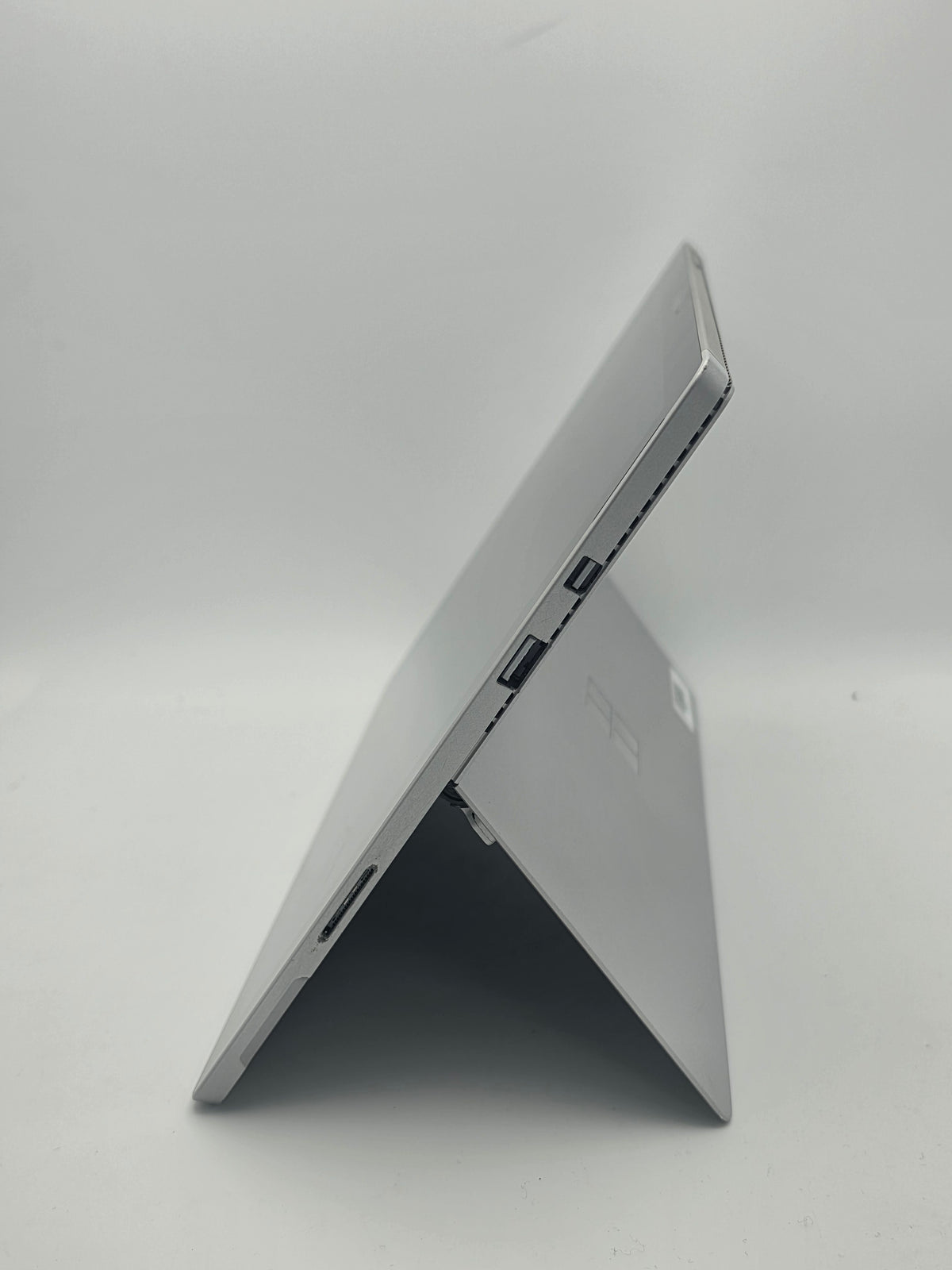 Microsoft Surface Pro 4 256GB, Grade B