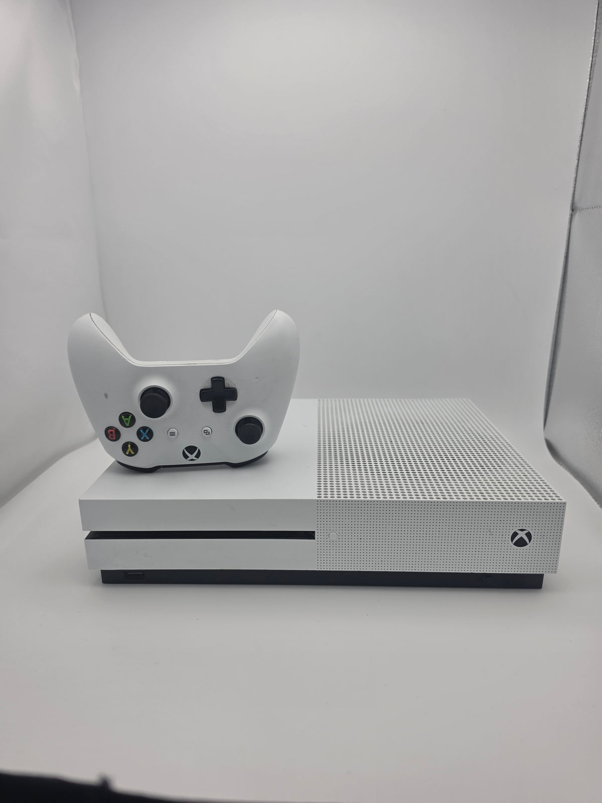 Microsoft Xbox One S 1TB White, Grade C
