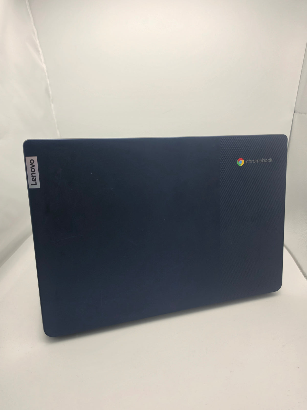 Lenovo IdeaPad Slim 3 Chromebook 128GB eMMC, Grade B