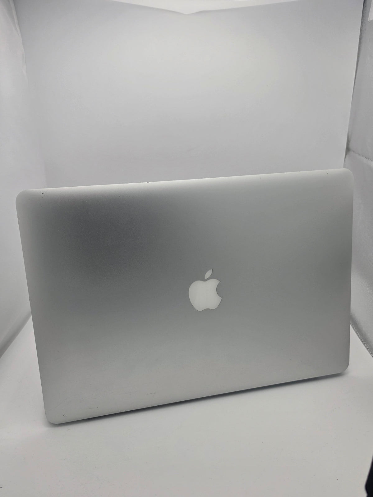 Macbook Pro 15" Mid 2014 512GB, Silver, Grade B