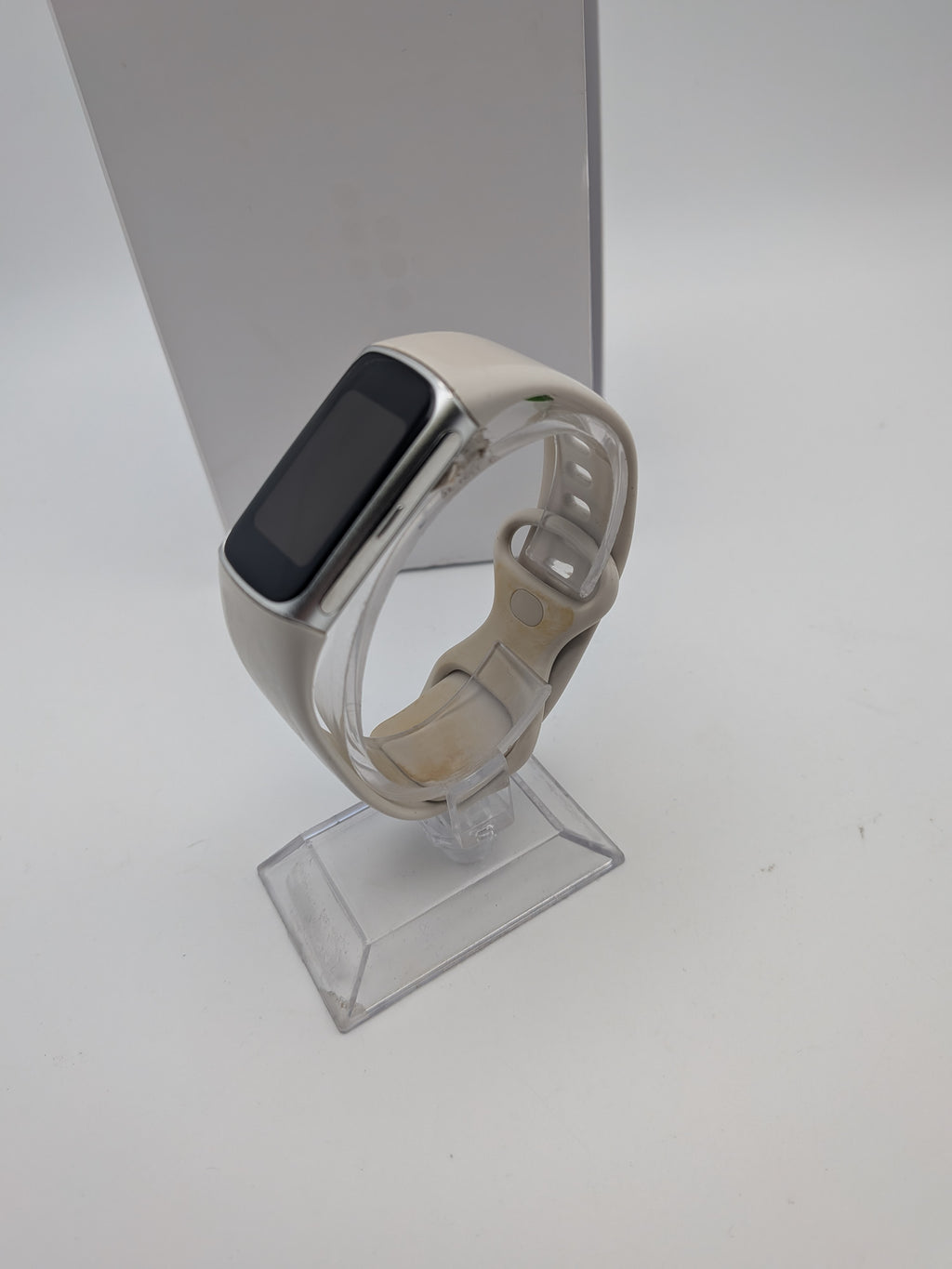 Fitbit Charge 6, Cream, Grade B